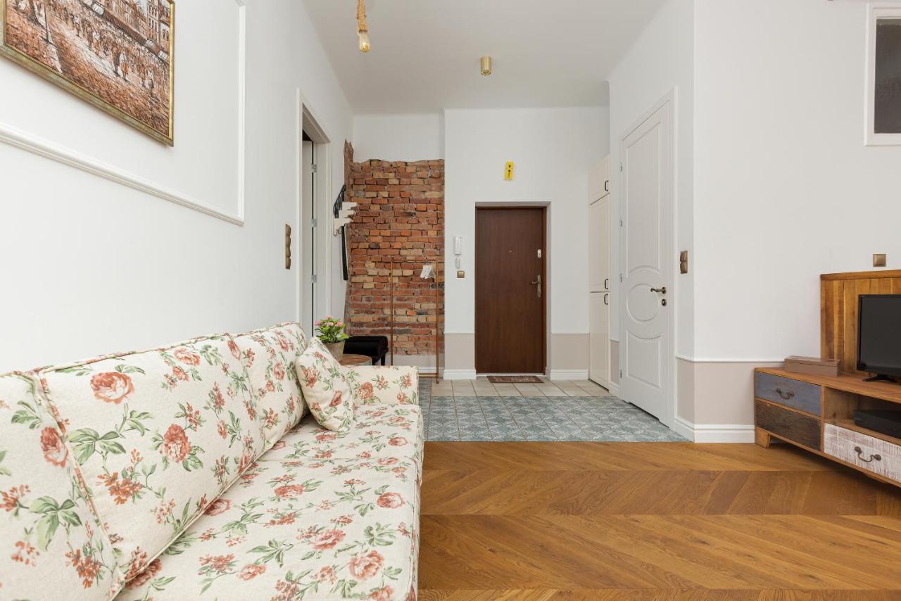 Apartment On The Warsaw Square By Noclegi Renters Exterior foto